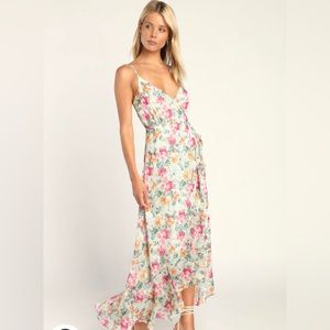 LIKE NEW lulus floral dress